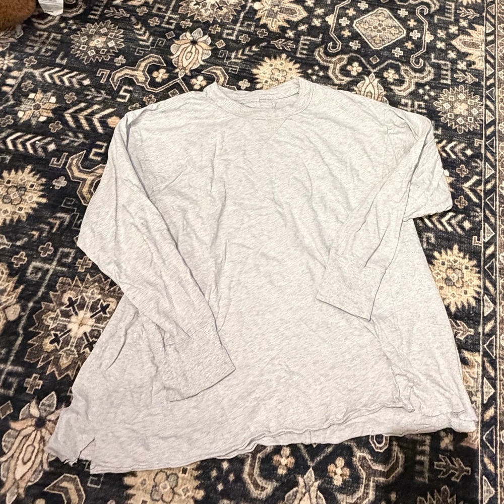 Aerie long sleeve boyfriend tee grey